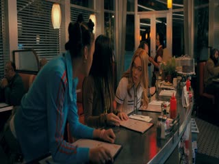 Quý Cô Mạng Nhện Full